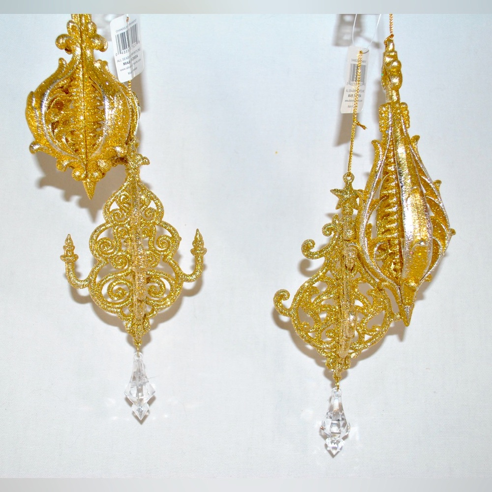 5 Brand new, gorgeous, gold, glitter, ornate ornaments